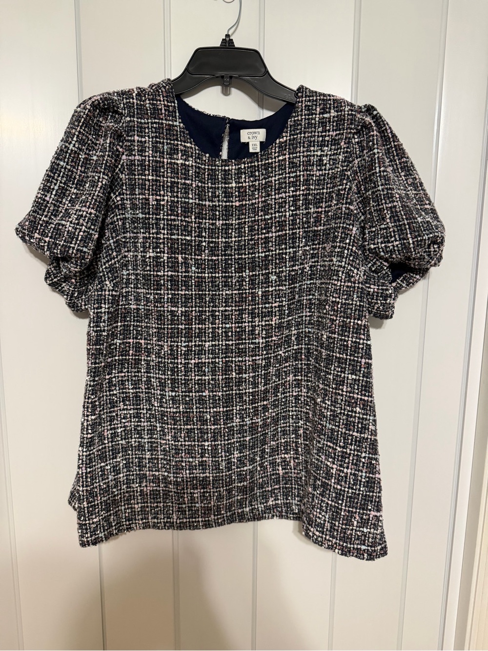 Crown & ivy Black & White Tweed Puff-Sleeve Top